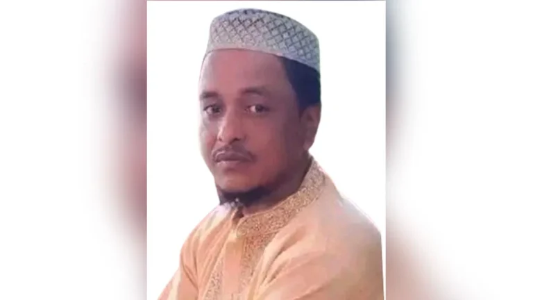 হাজীগঞ্জে তুচ্ছ ঘটনার জেরে যুবককে পিটিয়ে হত্যা