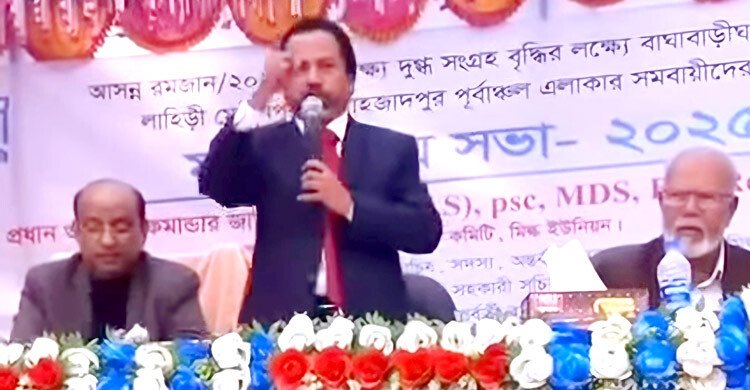 “‘মুখ ফসকে’ ১৫ পুলিশ হত্যার দাবিতে দুঃখপ্রকাশ করলেন বিএনপি নেতা”