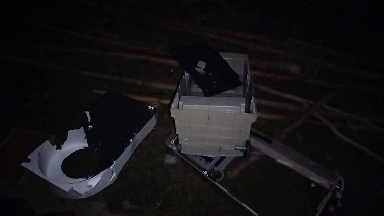 সাবেক সেনাপ্রধান মইন ইউ আহমেদের বাড়িতে অগ্নিসংযোগ