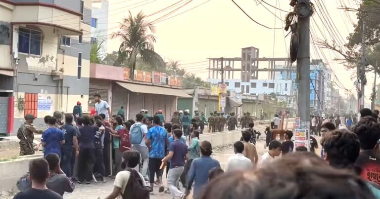 কুয়েটে ছাত্রদলের সঙ্গে শিক্ষার্থীদের সংঘর্ষ