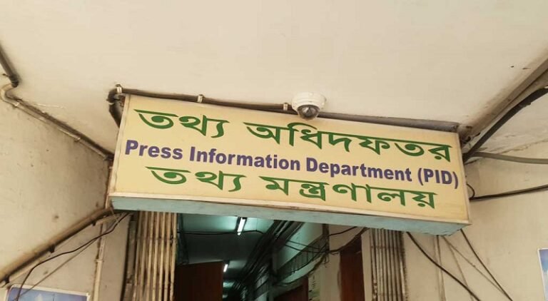তথ্য উপদেষ্টা আলোচনায় যার নাম