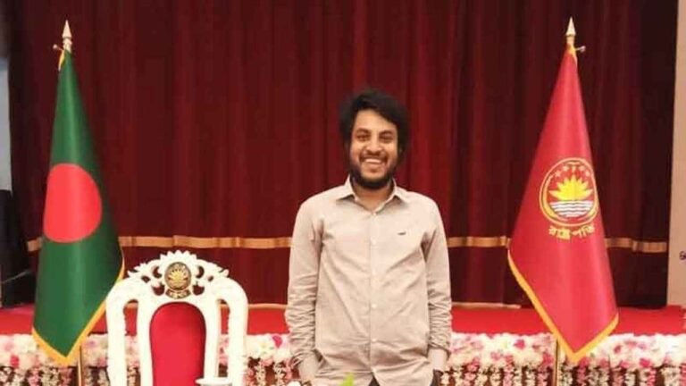 নতুন বাংলাদেশ গড়ার মডেল তুলে ধরে দোয়া চাইলেন জুনায়েদ