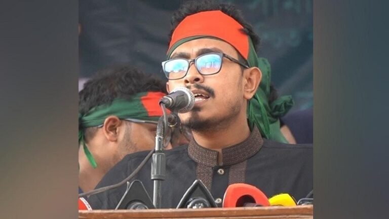 ১২৮ জন ঢাবি ছাত্রলীগকে বহিষ্কার তামাশা: সাদিক কায়েম