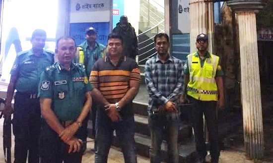 এসএমপির বিভিন্ন স্থানে ব্লক রেইড, চেকপোস্ট ও তল্লাশি