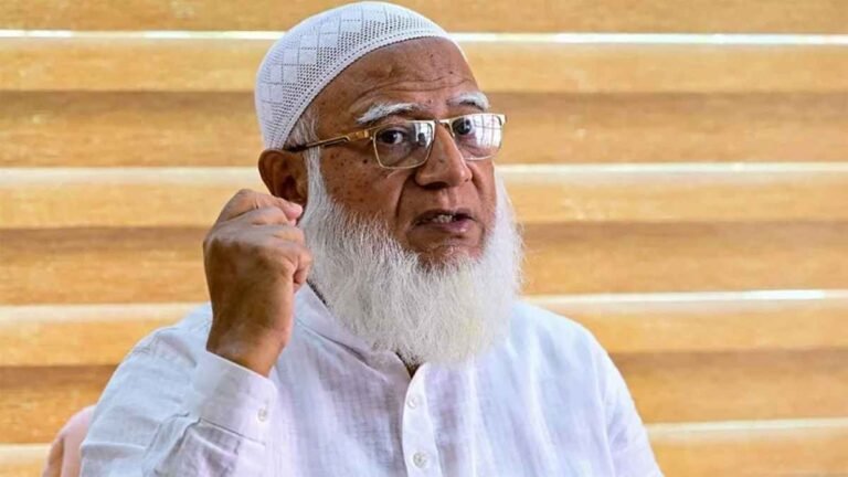 ইতেকাফে বসেছেন জামায়াত আমির