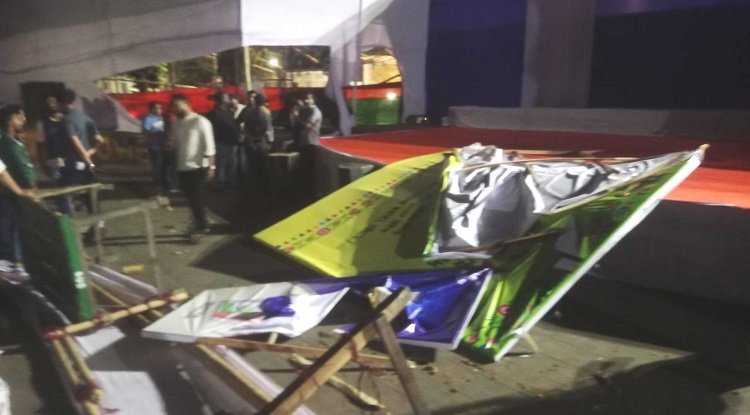 চট্টগ্রামে বর্ষবরণ অনুষ্ঠানের মঞ্চ ভাঙচুর