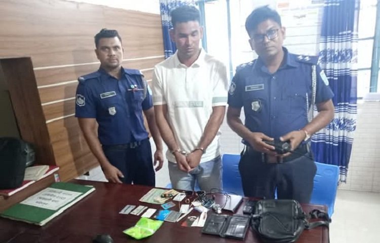 ফরিদপুরে ভুয়া ‘মেজর’ আটক