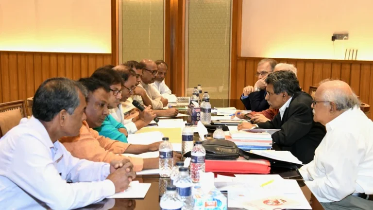 ঐকমত্য কমিশন দূরদর্শিতার পরিচয় দিতে পারলে দ্রুত রাজনৈতিক বোঝাপড়া সম্ভব: সাইফুল হক
